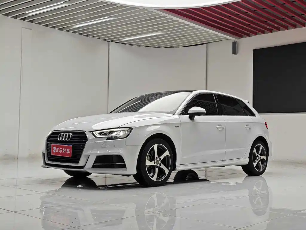 AUDI A3 2019