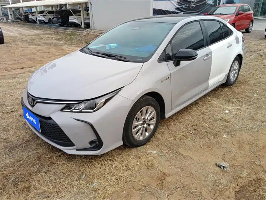 TOYOTA COROLLA 2023