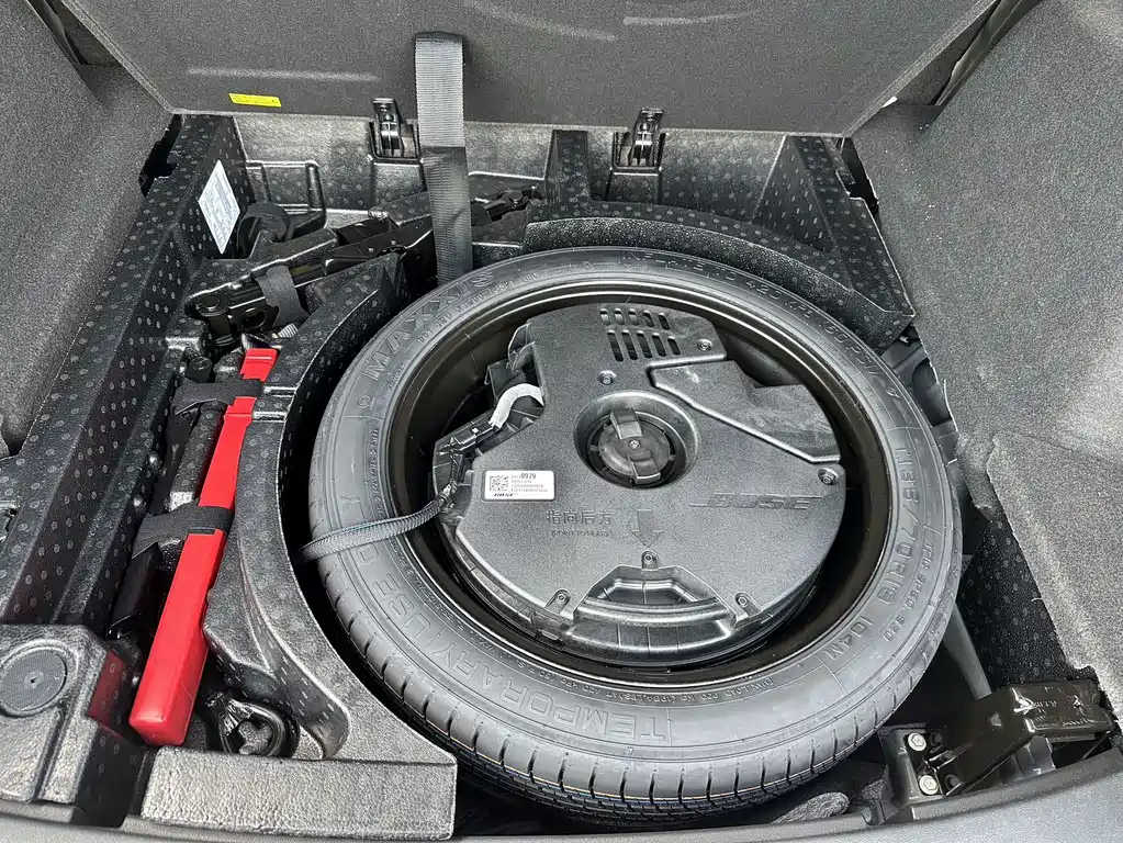 CADILLAC XT5 2021