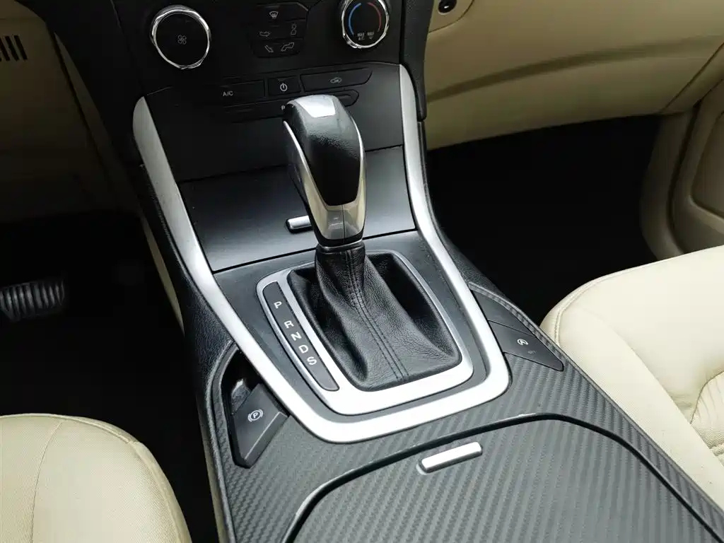FORD EDGE 2016