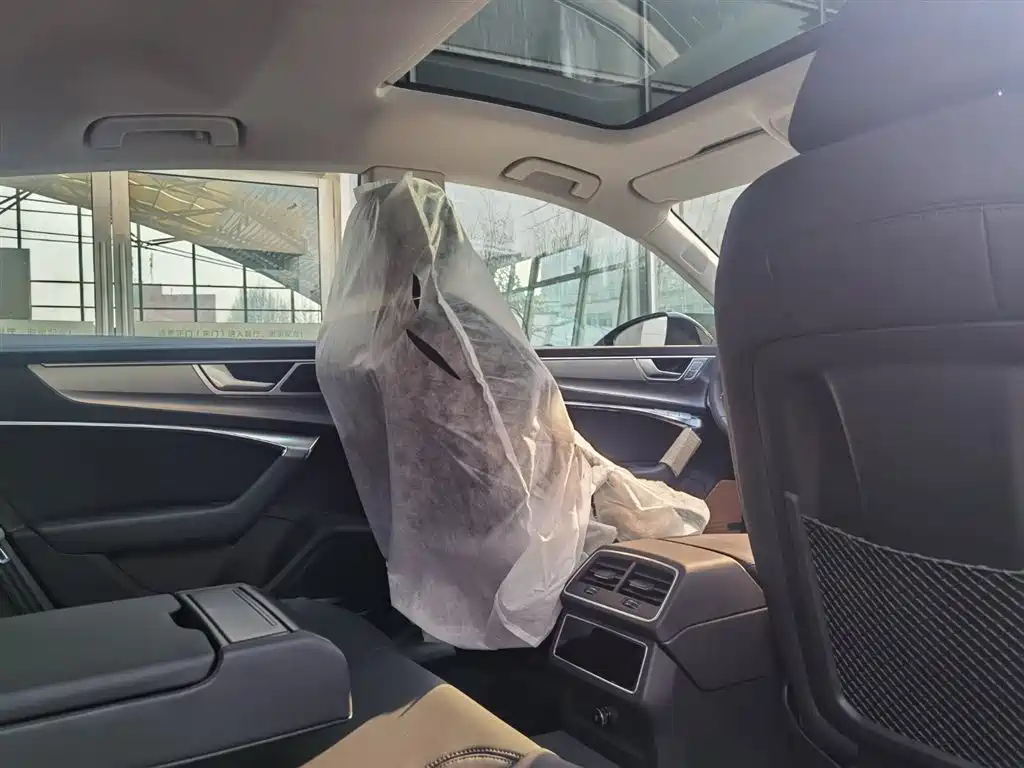 AUDI A7 2024