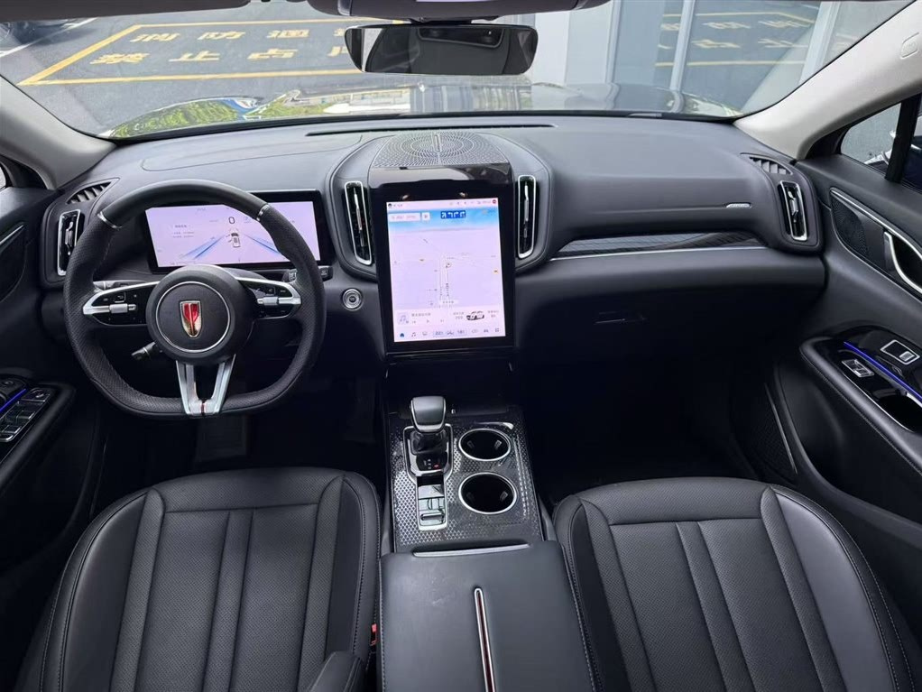 HONGQI HS3 PHEV 2024