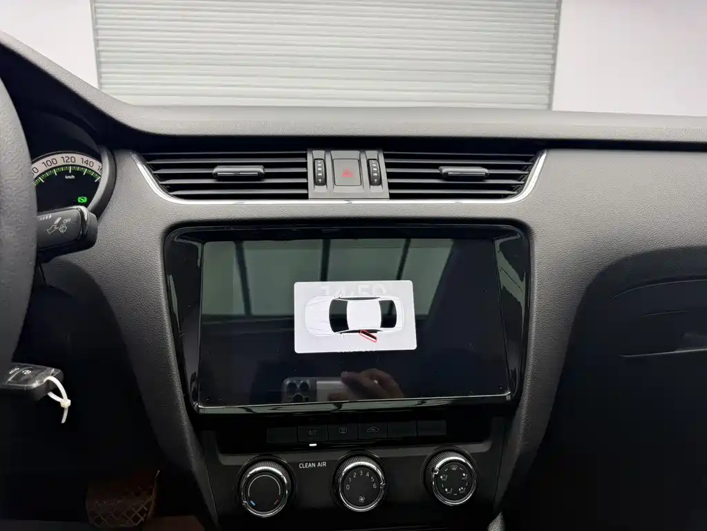 SKODA OCTAVIA 2020