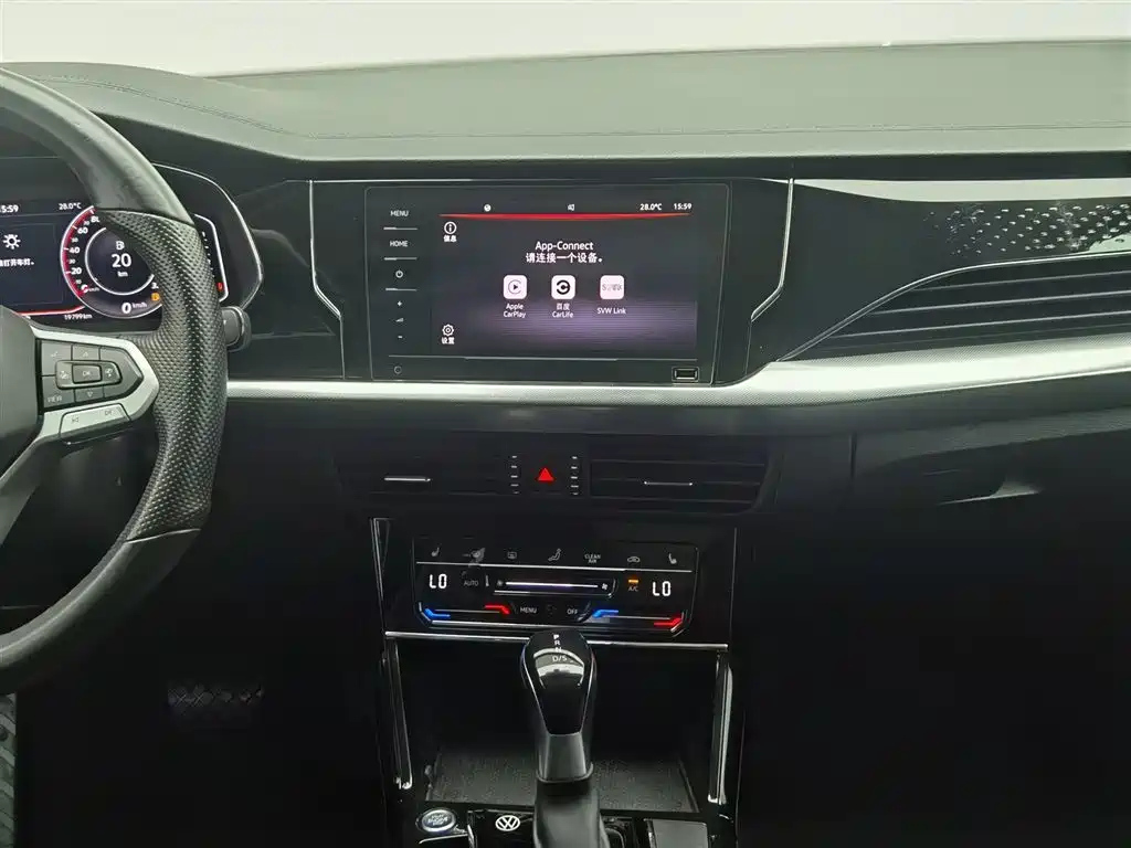 VOLKSWAGEN PASSAT 2022