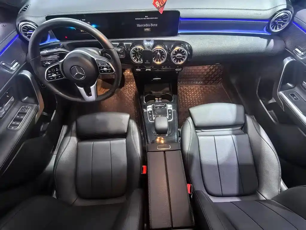 MERCEDES BENZ A-CLASS 2019