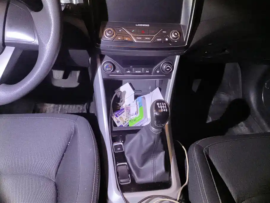 LINDWIND X5 2016