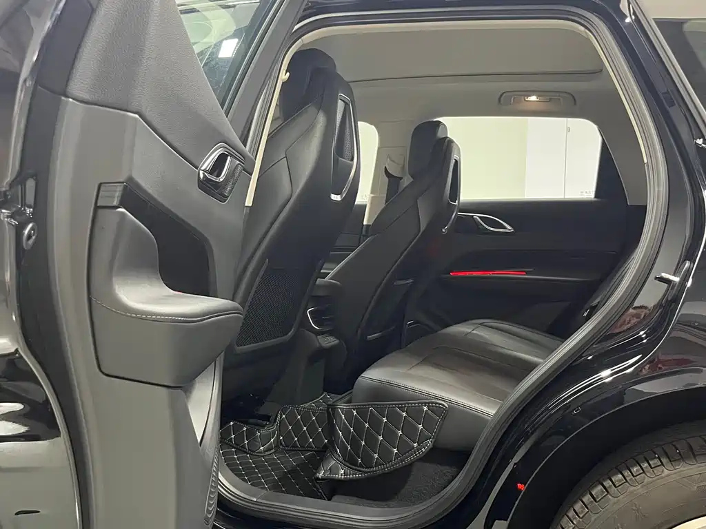 HONGQI HS3 PHEV 2024