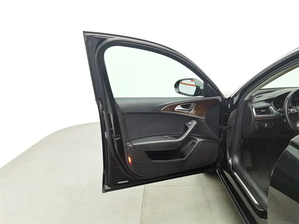 AUDI A6L 2014