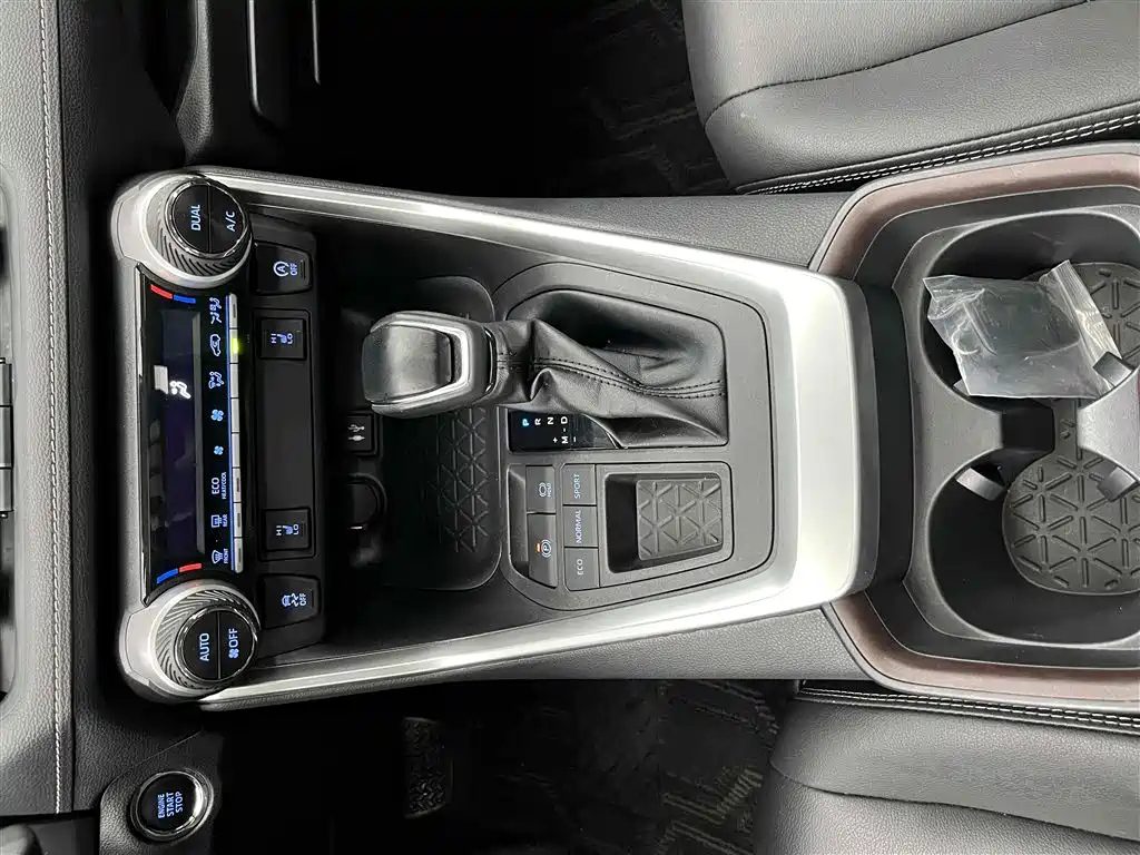 TOYOTA RAV4 RONGFANG 2021