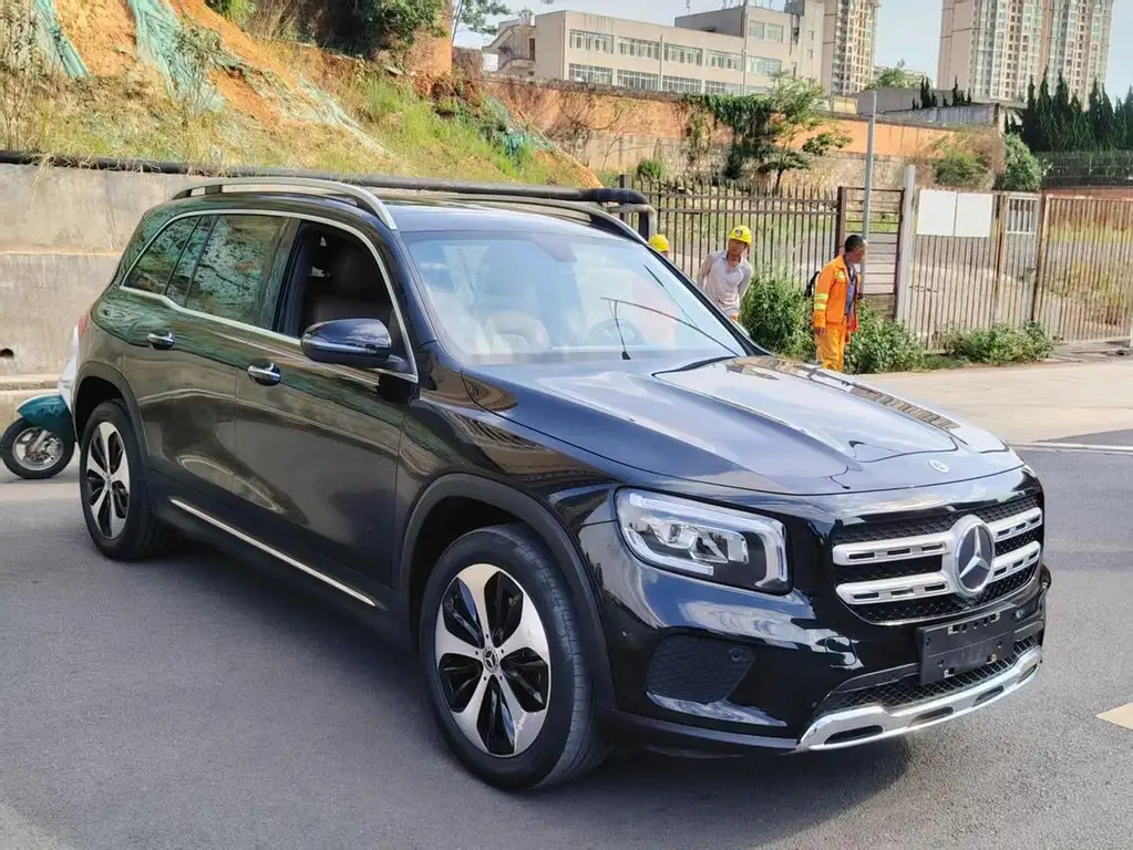 MERCEDES BENZ GLB 2020