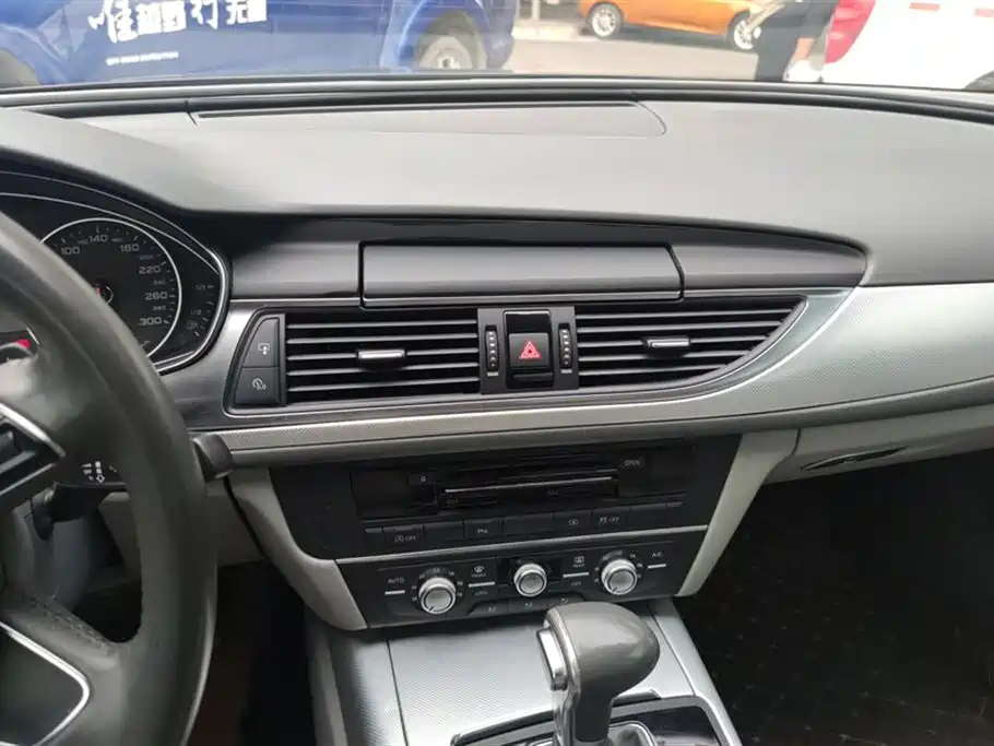 AUDI A6L 2014