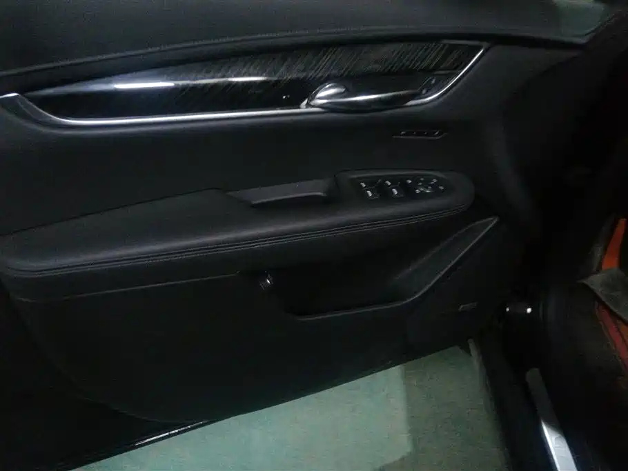 CADILLAC XT6 2020
