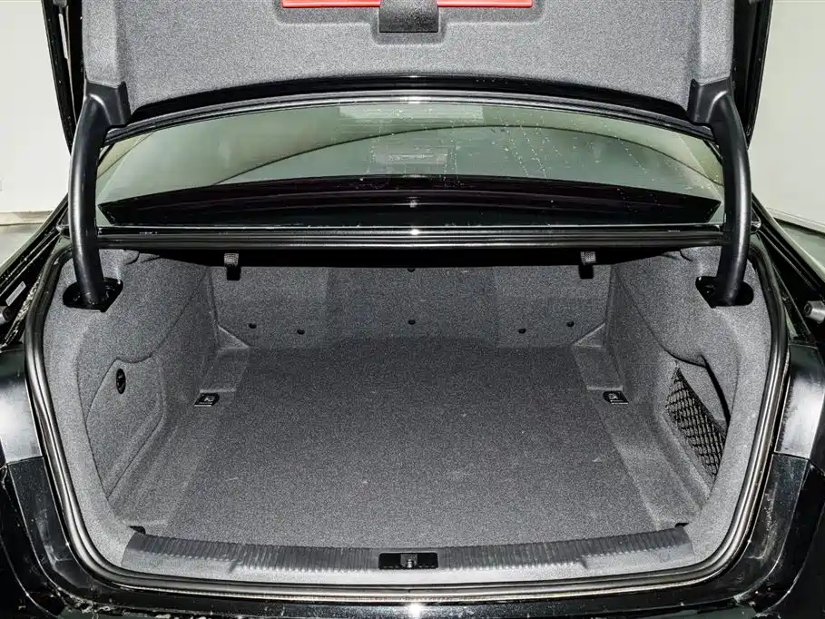 AUDI A6L 2018