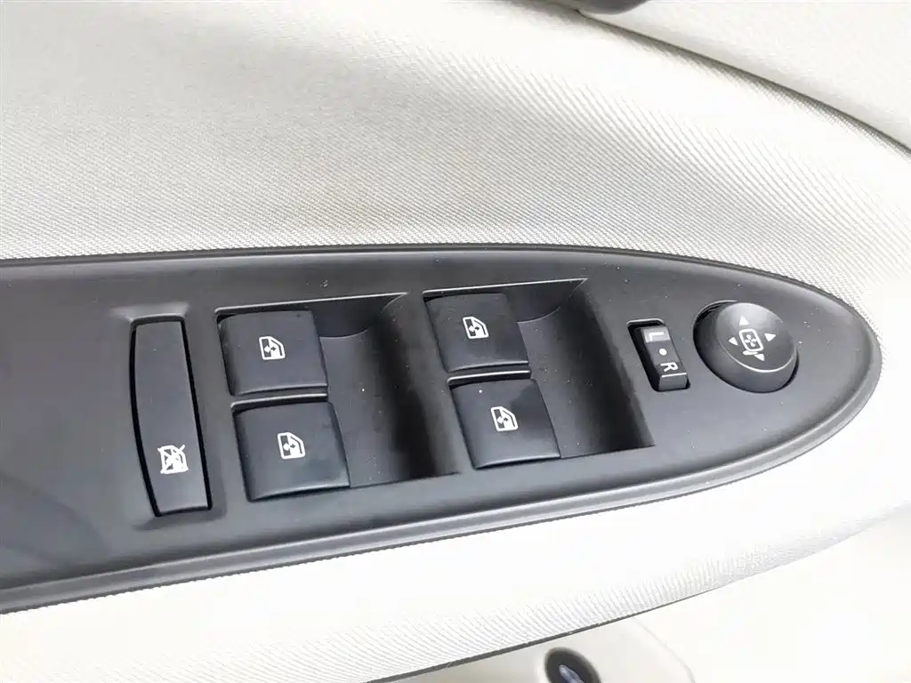 BUICK VERANO 2020