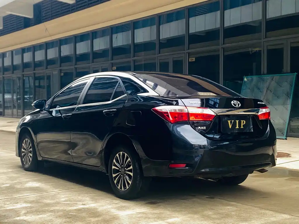 TOYOTA COROLLA 2014