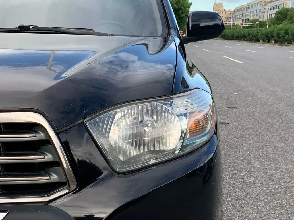 TOYOTA HIGHLANDER 2009
