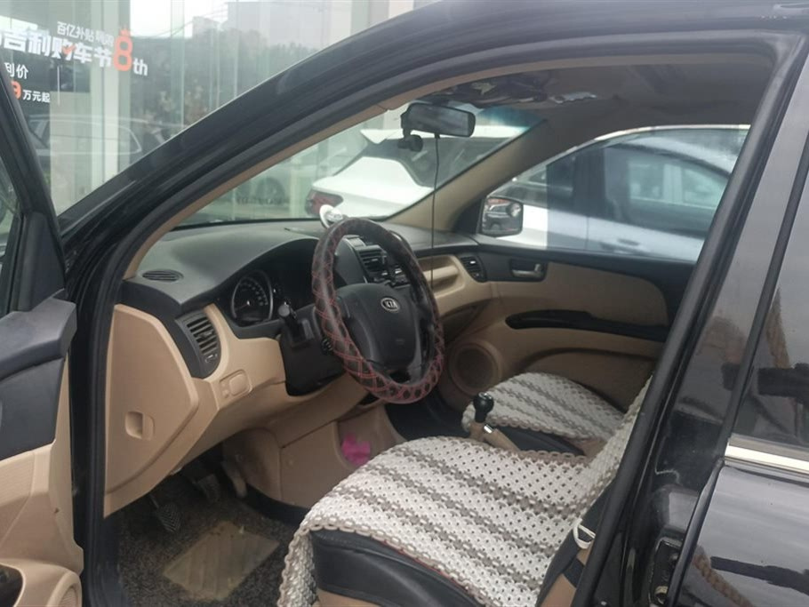KIA SPORTAGE 2012