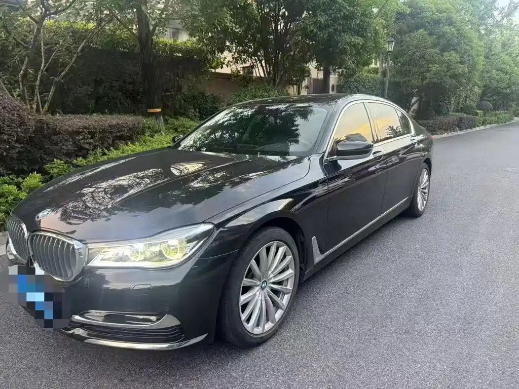 BMW 7-SERIES 2016
