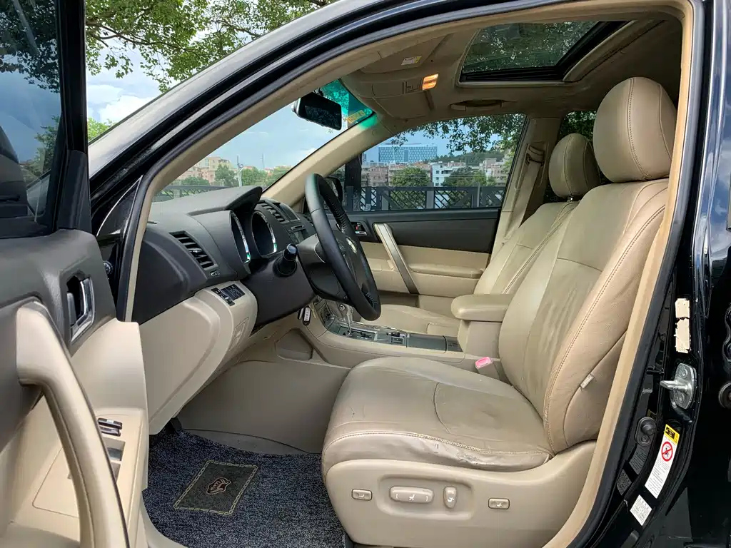 TOYOTA HIGHLANDER 2009