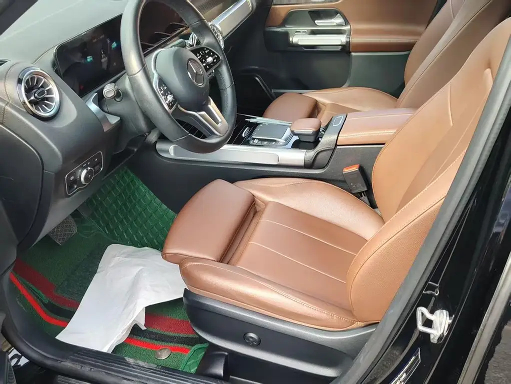 MERCEDES BENZ GLB 2020