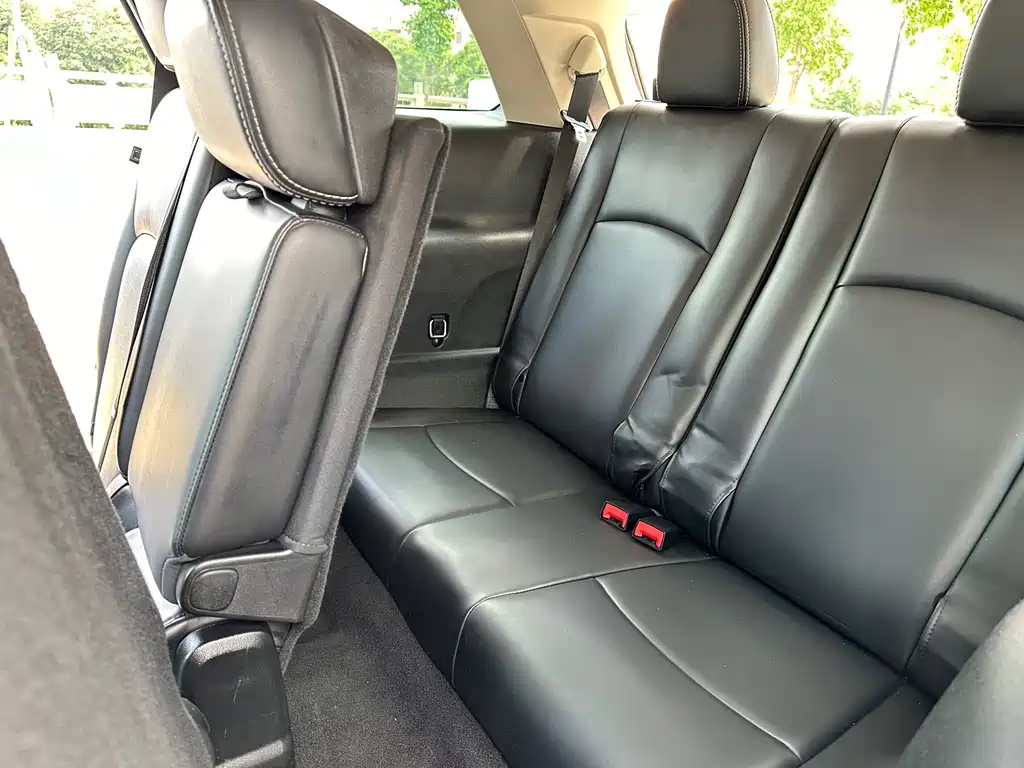 DODGE JCUV 2014