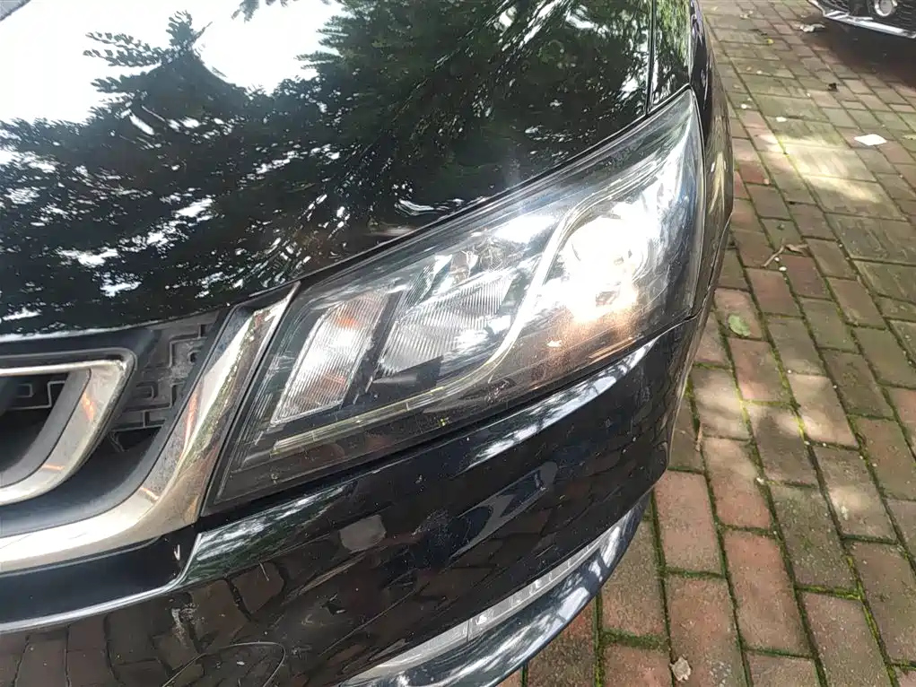 GEELY AUTO EMGRAND 2017