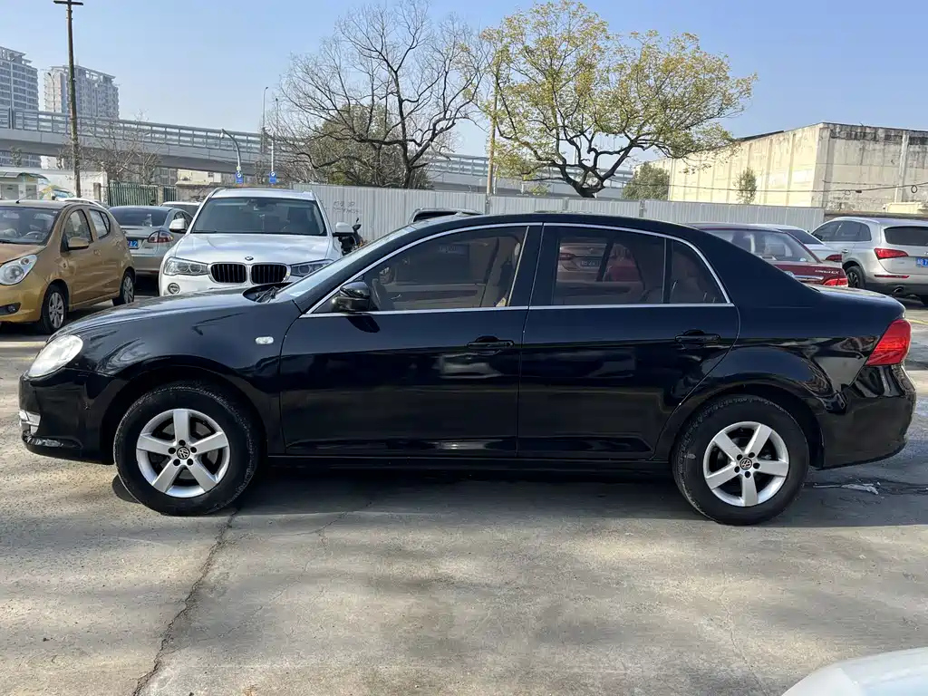 VOLKSWAGEN BORA 2011