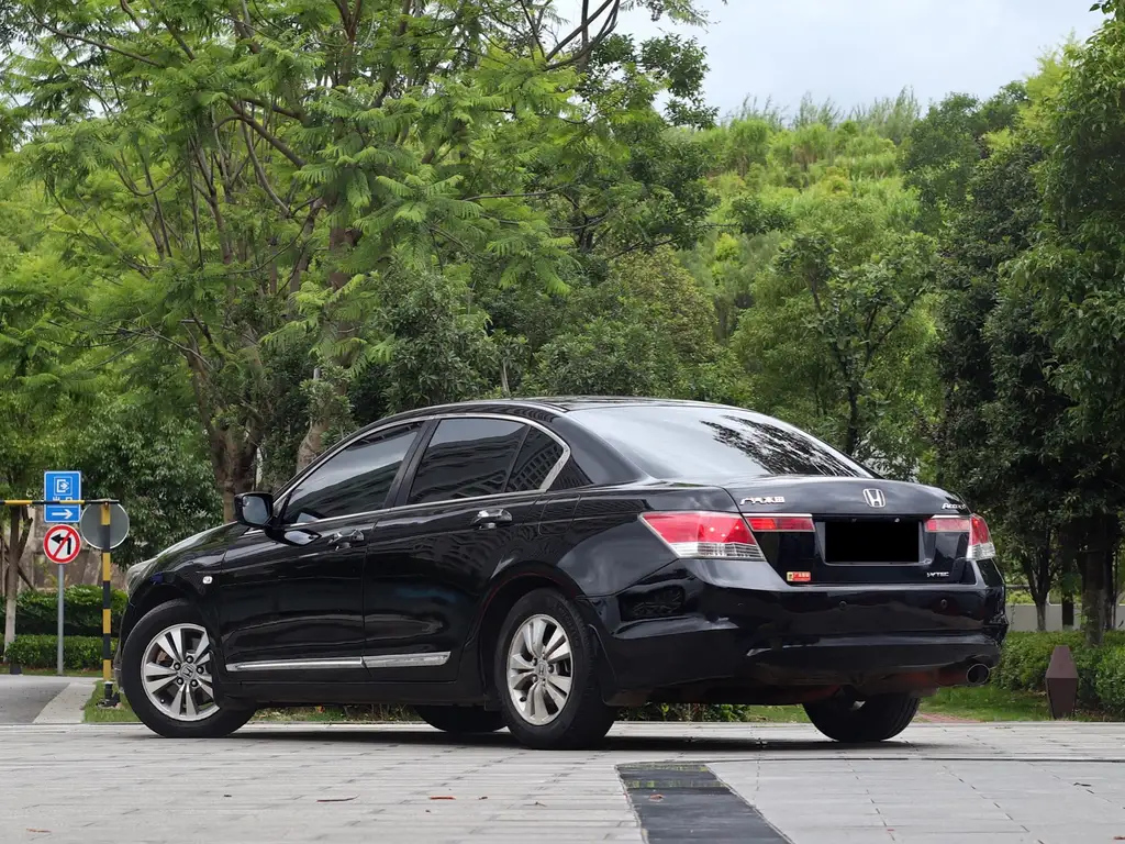 HONDA ACCORD 2010