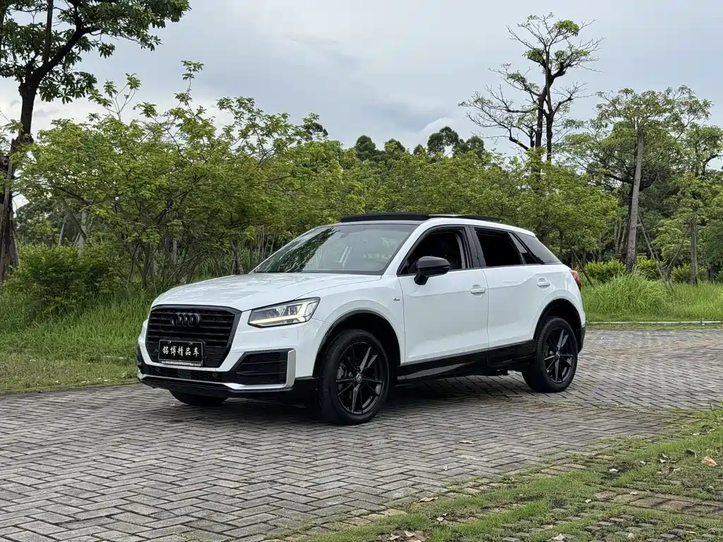 AUDI Q2L 2021