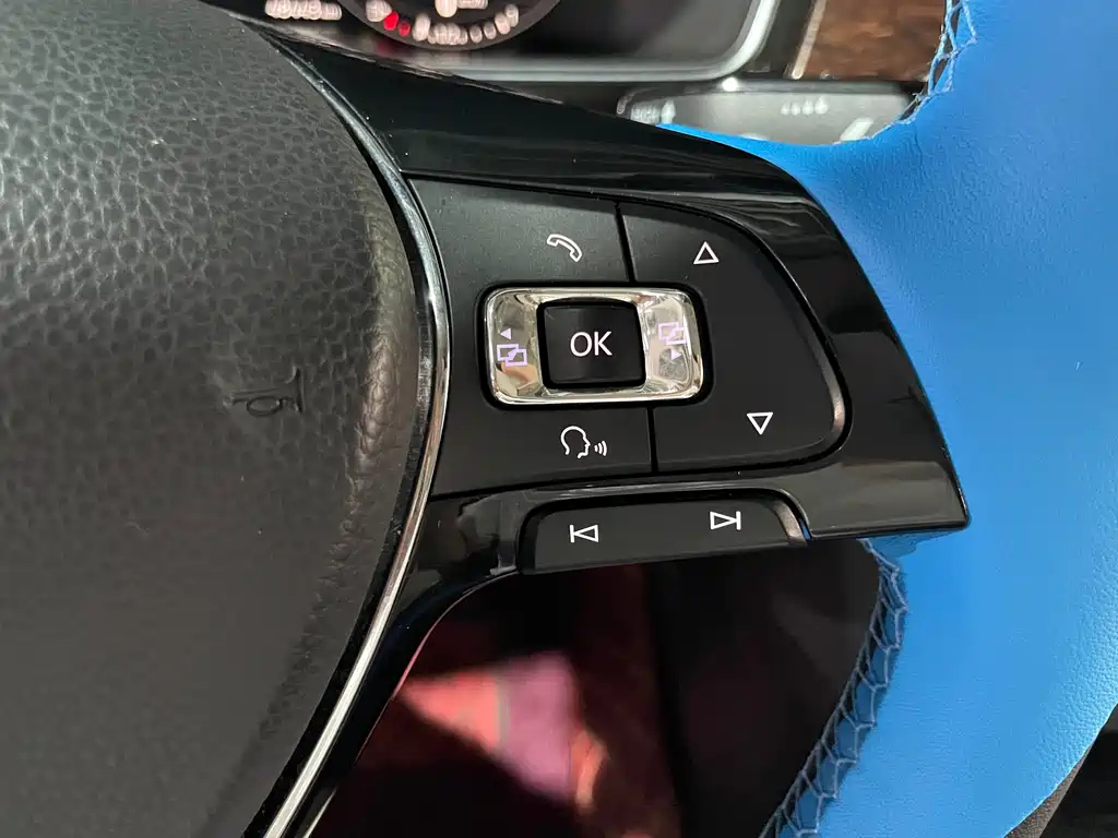 VOLKSWAGEN MAGOTAN 2018