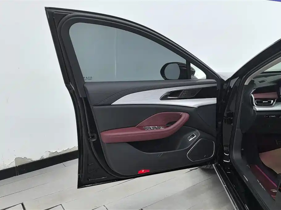 HONGQI H5 2025