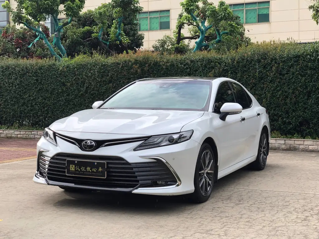 TOYOTA CAMRY 2021