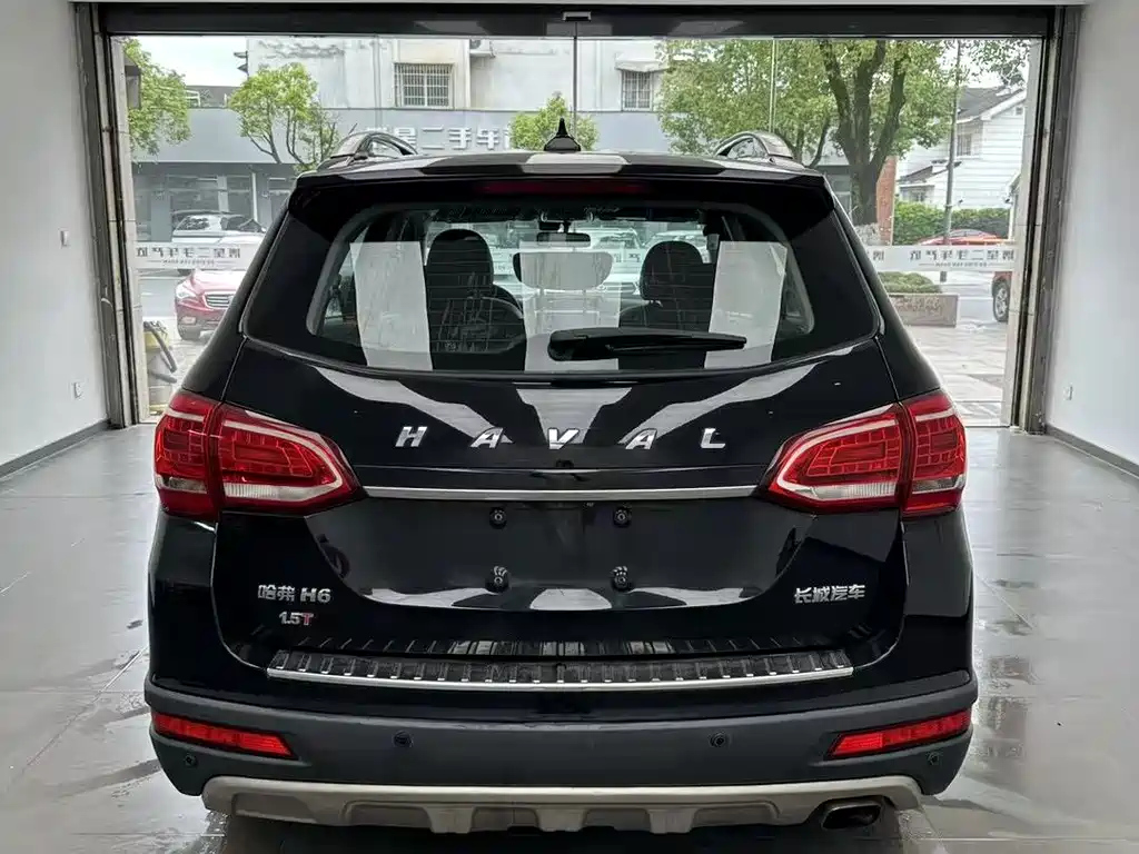 HAVAL H6 2015