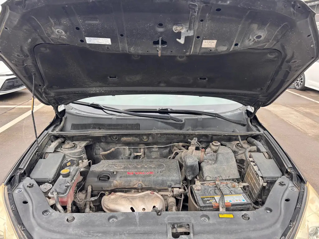 TOYOTA RAV4 RONGFANG 2011