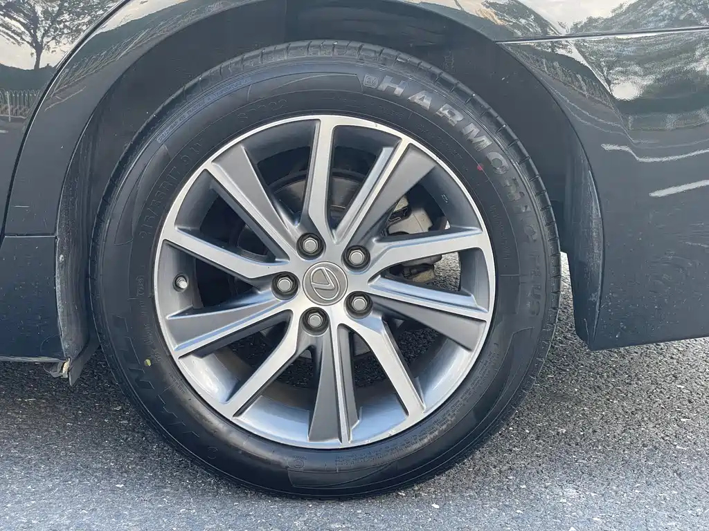 LEXUS ES 2015