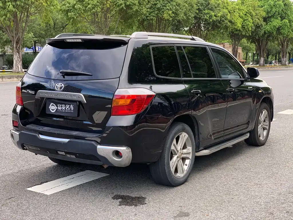 TOYOTA HIGHLANDER 2009
