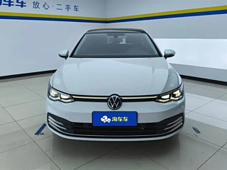 VOLKSWAGEN GOLF  2023