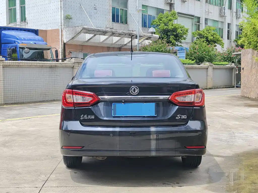 DONGFENG AEOLUS S30 2014