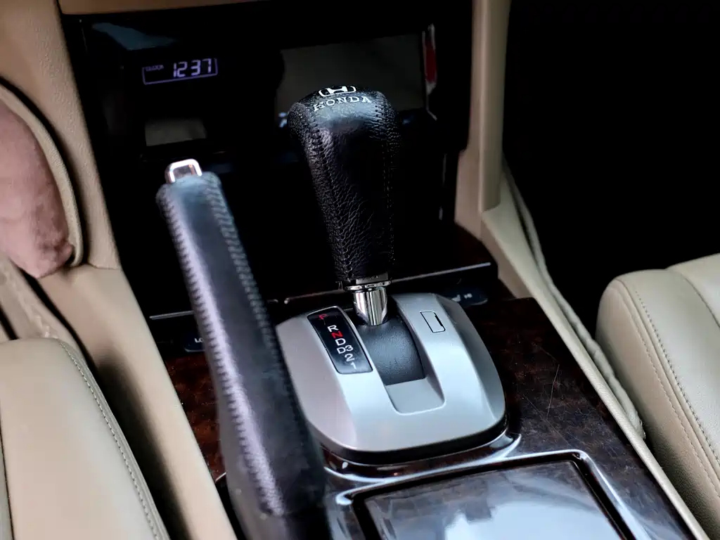 HONDA ACCORD 2010