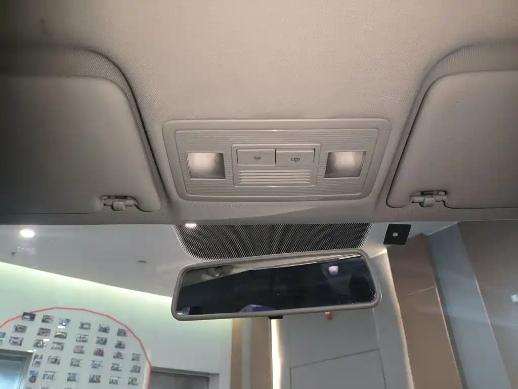 VOLKSWAGEN BORA 2018