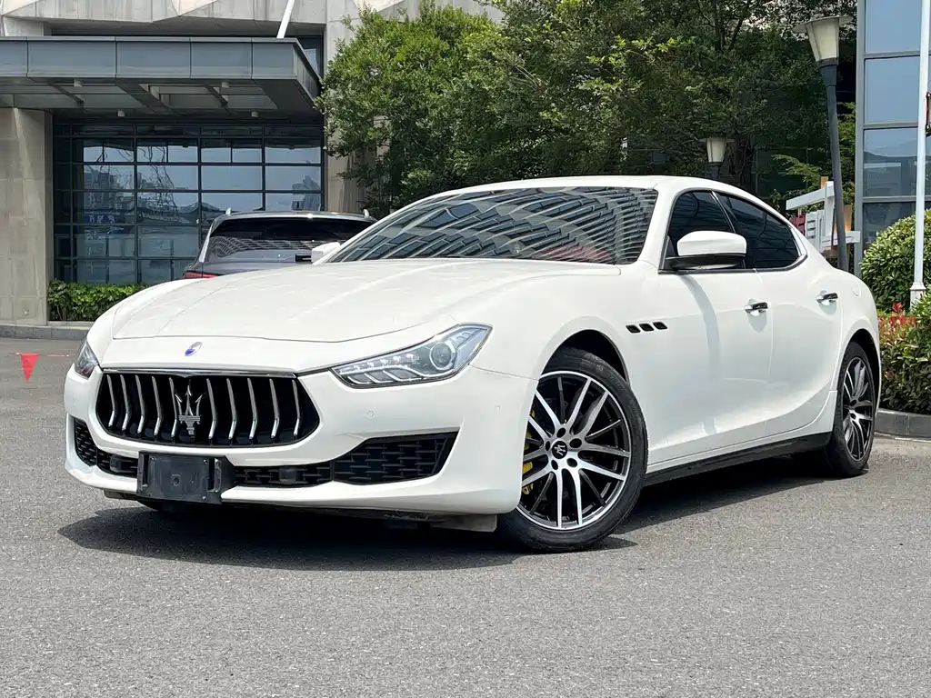 MASERATI GHIBLI 2018