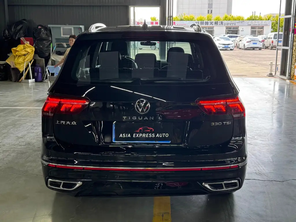 VOLKSWAGEN TIGUAN L 2022
