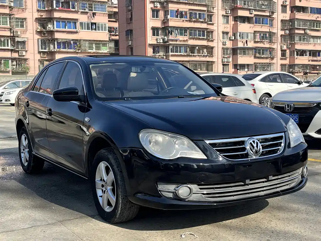 VOLKSWAGEN BORA 2011
