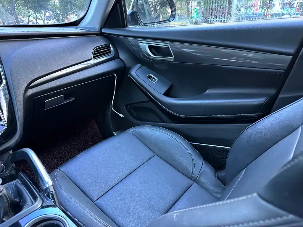 ZOTYE SR7 2017