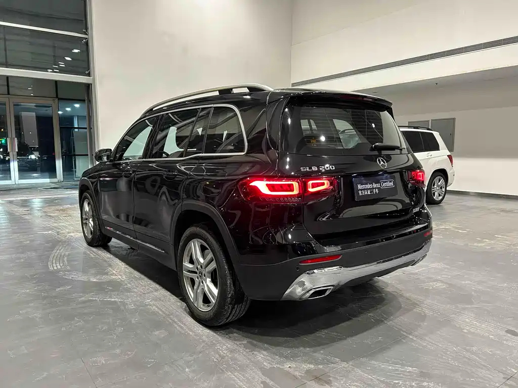 MERCEDES BENZ GLB 2022