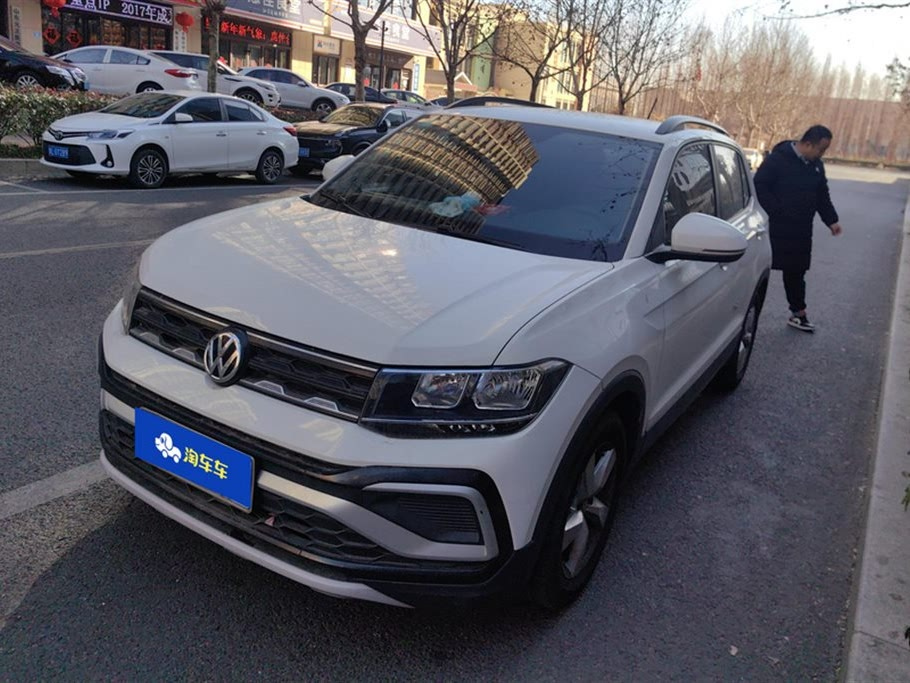 VOLKSWAGEN T-CROSS 2019