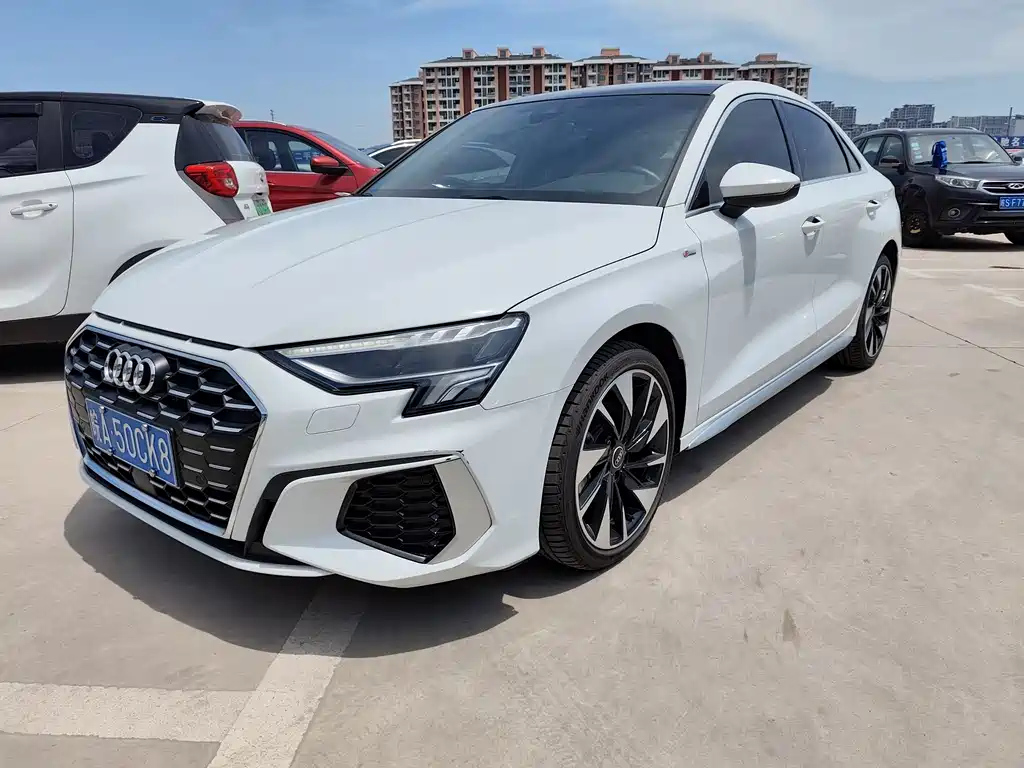 AUDI A3 2022