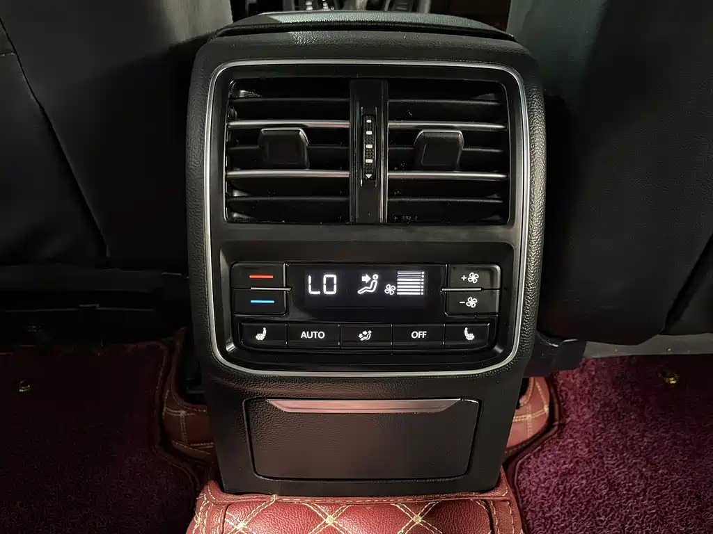VOLKSWAGEN MAGOTAN 2018
