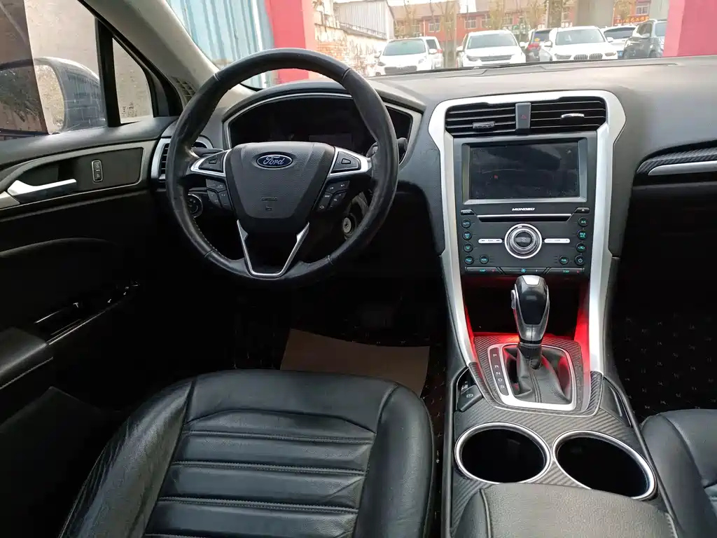 FORD MONDEO 2016