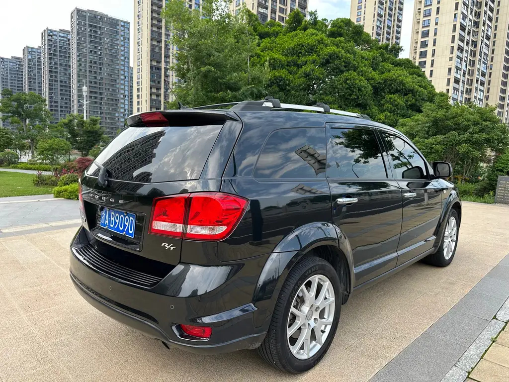DODGE JCUV 2014